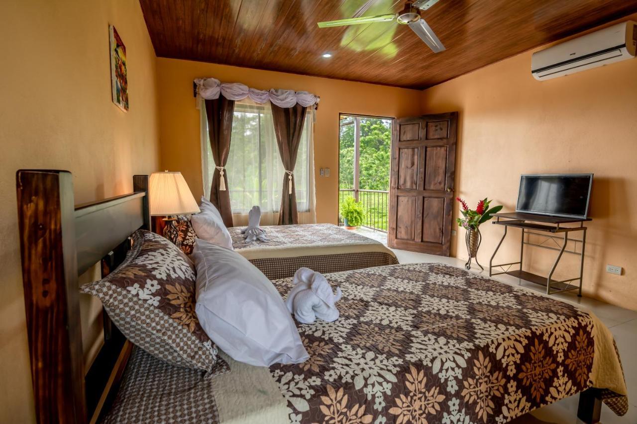 Aunty Arenal Lodge Ла Фортуна Экстерьер фото